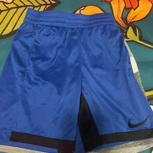 Lot of 5 Boys size 7 Basketball Shorts Moisture-Wicking Athletic Wear - Picture 4 of 7